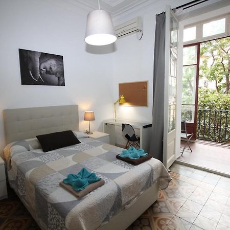 Alojamiento Roger Bed and Breakfast Barcelona Eksteriør billede